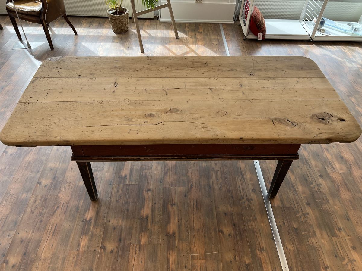 1800 talls bord fra Nordøsterdalen